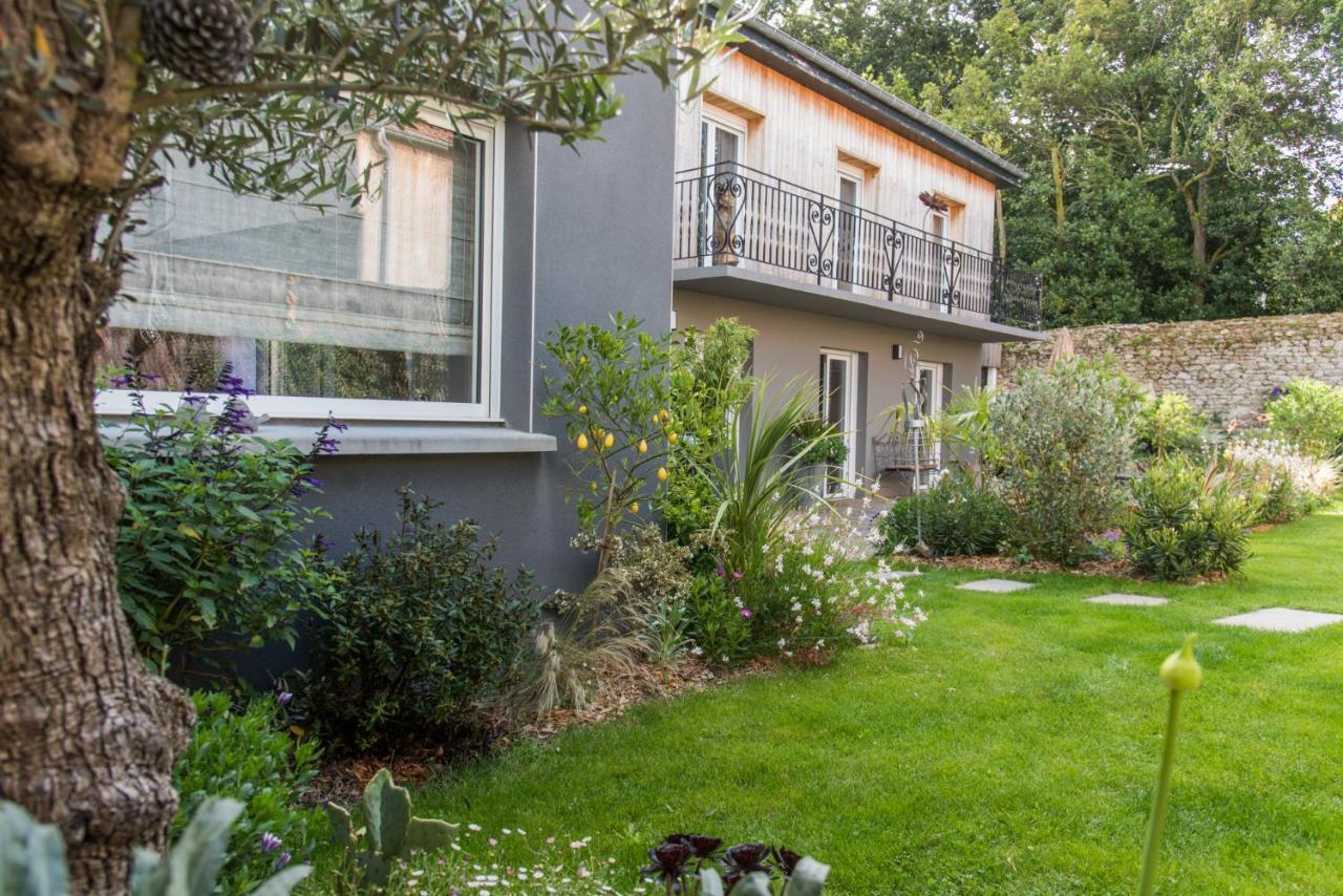 Chambre D'Hote Et Gite Du Jardin Des Corsaires Saint-Malo Exterior photo