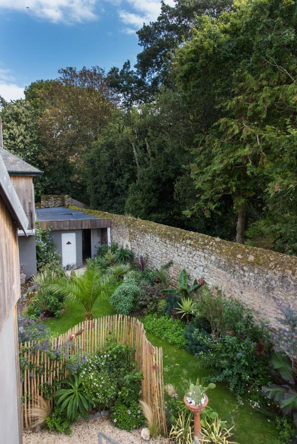 Chambre D'Hote Et Gite Du Jardin Des Corsaires Saint-Malo Exterior photo